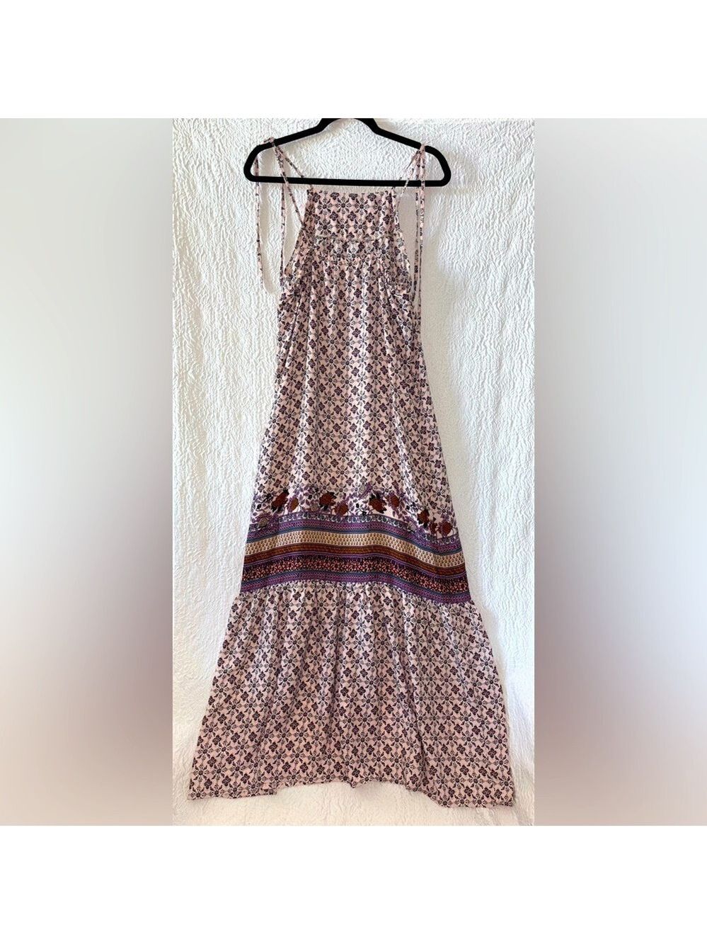 Living Doll Los Angeles Floral Halter Spaghetti Strap Maxi Dress - Picture 4 of 9